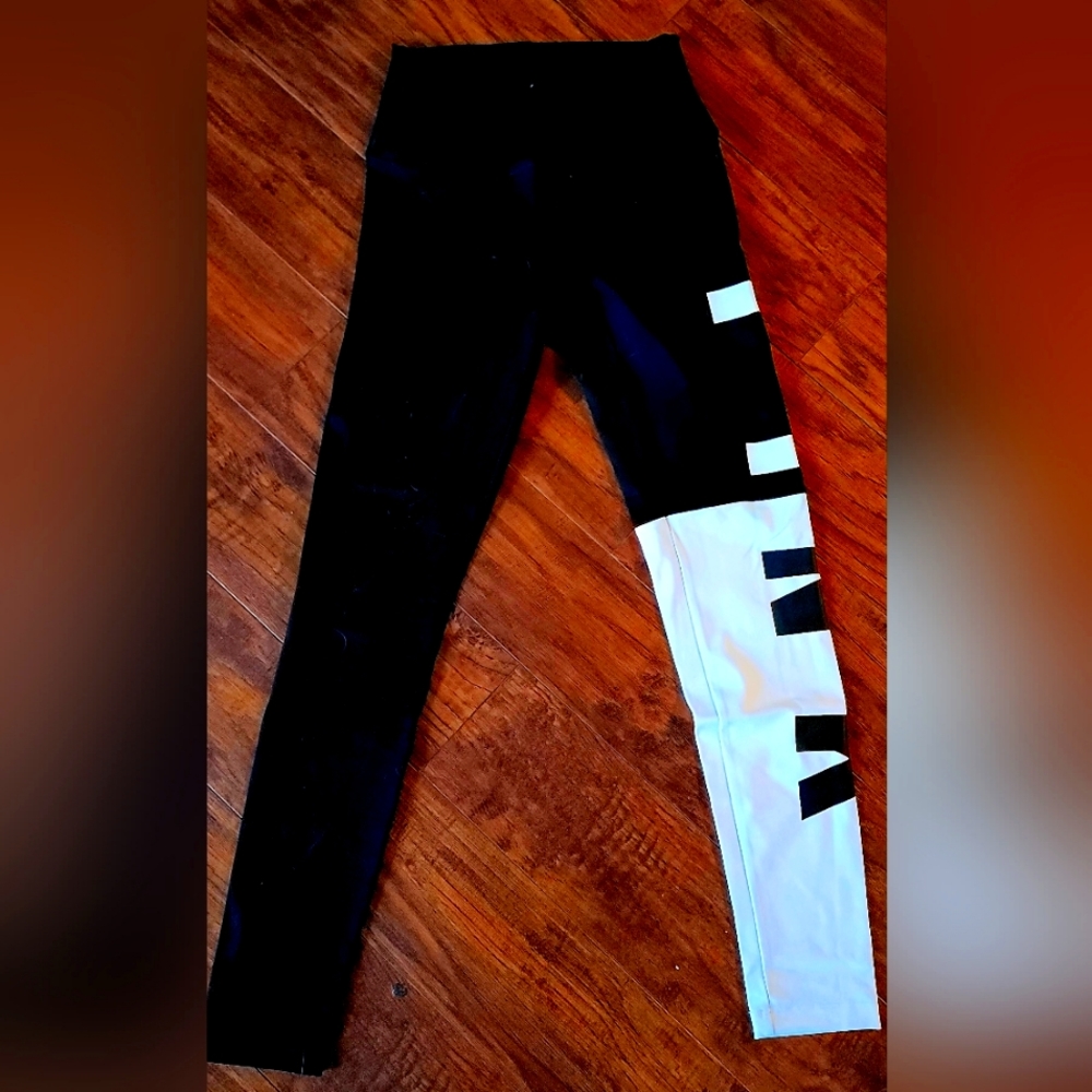 🆚️ PINK ULTIMATE YOGA LEGGINGS XS